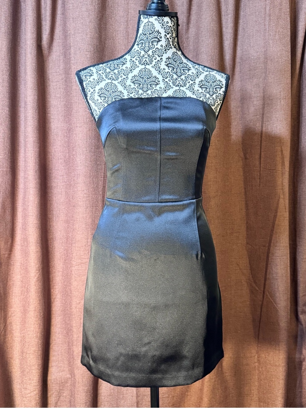 H&M Strapless Fitted Black Satin Shiny Cute Simple Classy Mini Dress​
